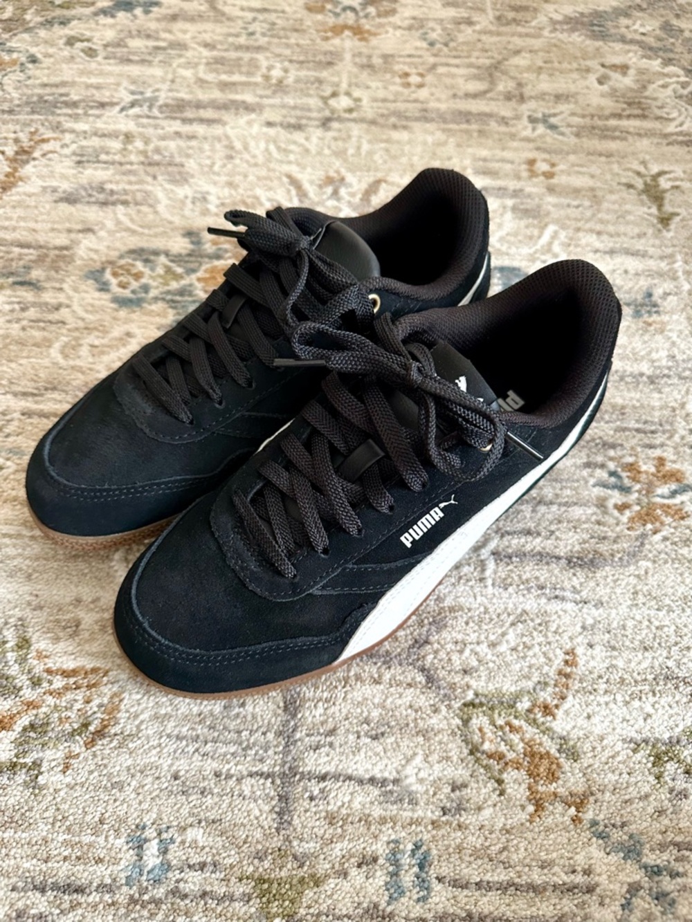 Puma sneakers - Picture 2 of 8